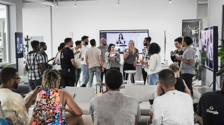 à quel gafam appartient youtube